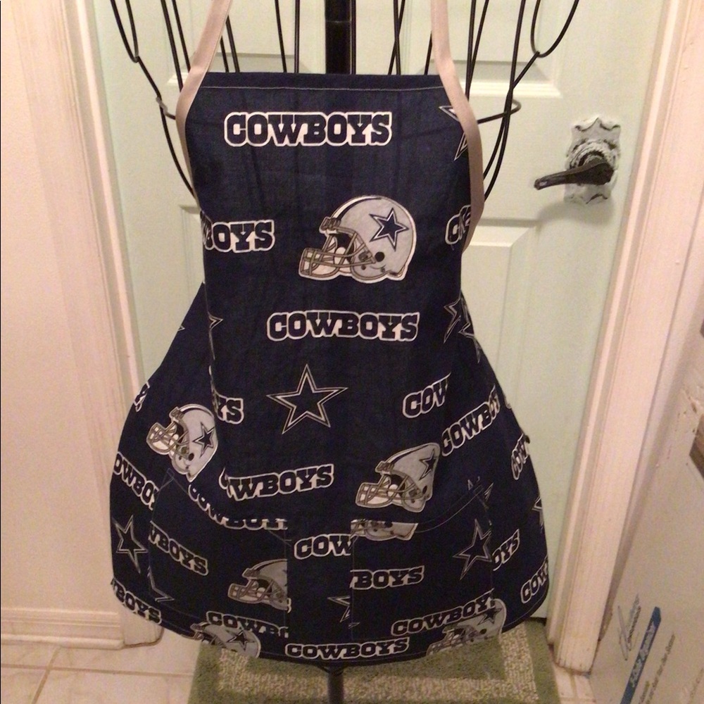 Child size Dallas Cowboys apron